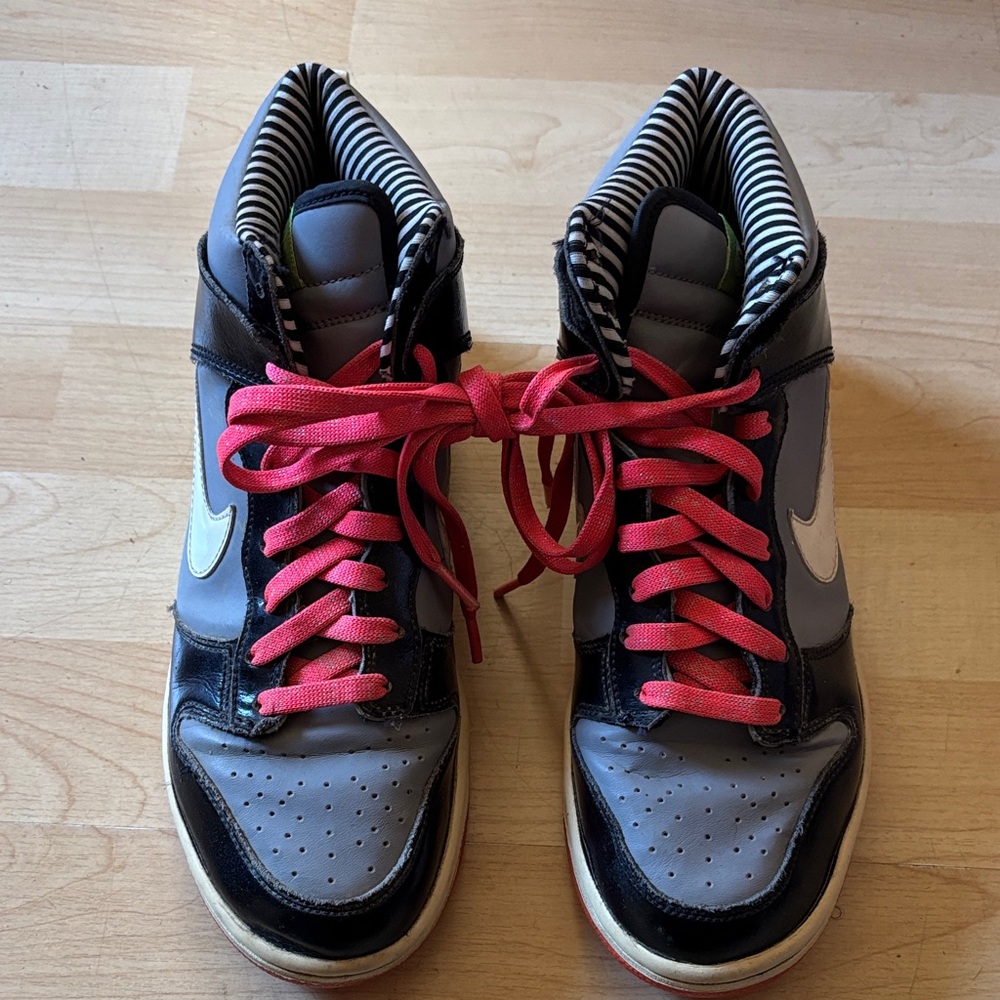 Nike Kids Sneakers - Black, Gray, Pink